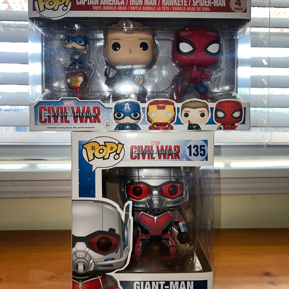 2 Marvel Civil War Funko Pop
